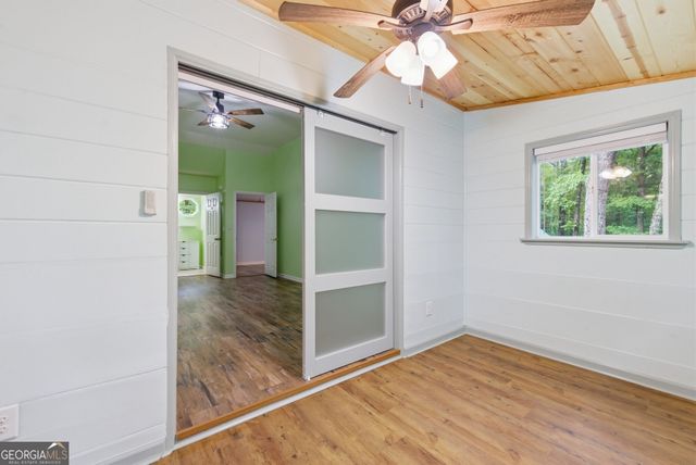 680 Hawthorne Lane, Murphy, NC 28906