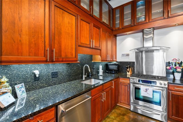 140 Village Crossing Way 2G, Bozeman, MT 59715