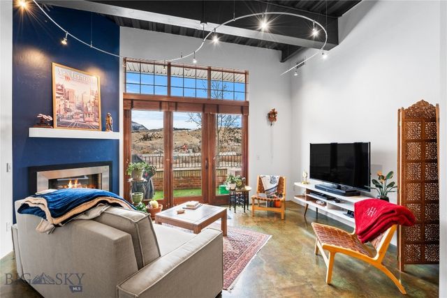 140 Village Crossing Way 2G, Bozeman, MT 59715