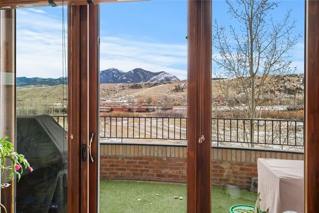 140 Village Crossing Way 2G, Bozeman, MT 59715