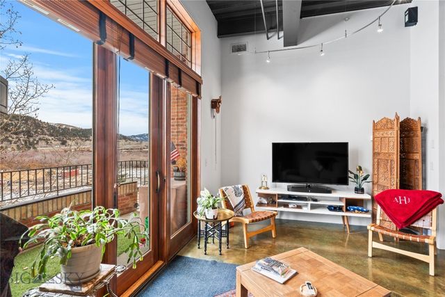 140 Village Crossing Way 2G, Bozeman, MT 59715