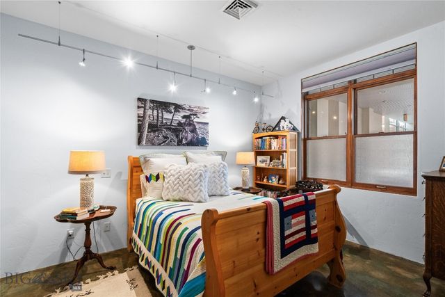 140 Village Crossing Way 2G, Bozeman, MT 59715