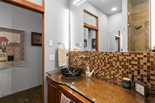 140 Village Crossing Way 2G, Bozeman, MT 59715