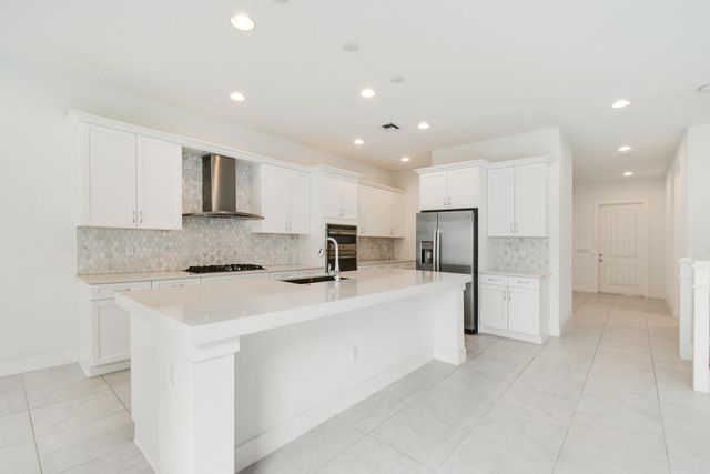 13351 Machiavelli Way, Palm Beach Gardens, FL 33418