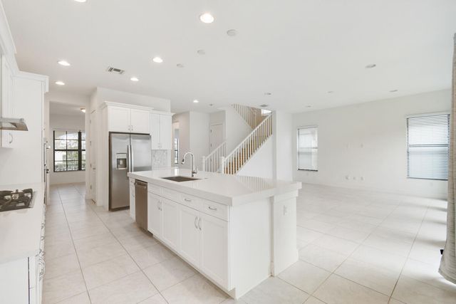 13351 Machiavelli Way, Palm Beach Gardens, FL 33418