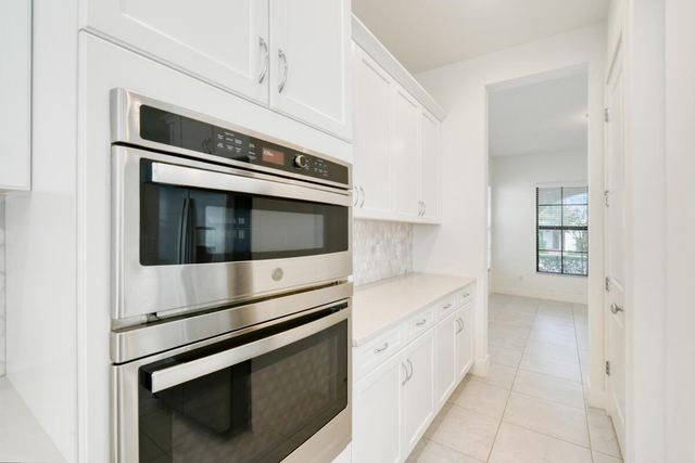 13351 Machiavelli Way, Palm Beach Gardens, FL 33418