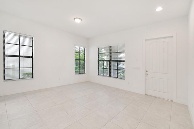 13351 Machiavelli Way, Palm Beach Gardens, FL 33418