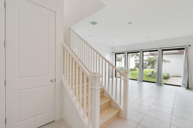 13351 Machiavelli Way, Palm Beach Gardens, FL 33418