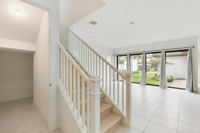 13351 Machiavelli Way, Palm Beach Gardens, FL 33418