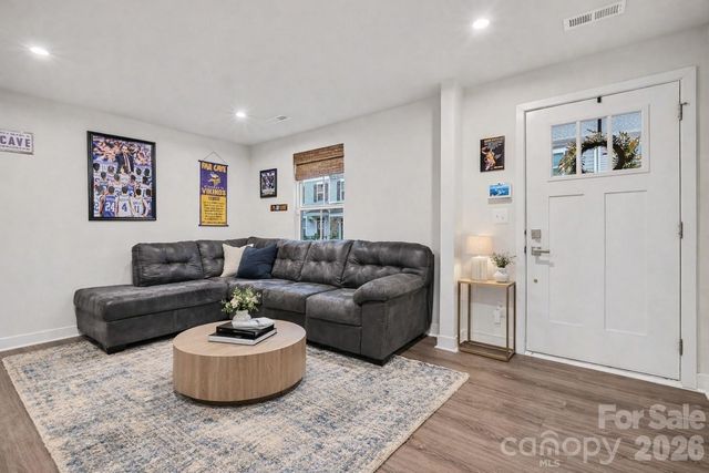 1305 Newell Towns Lane, Charlotte, NC 28262