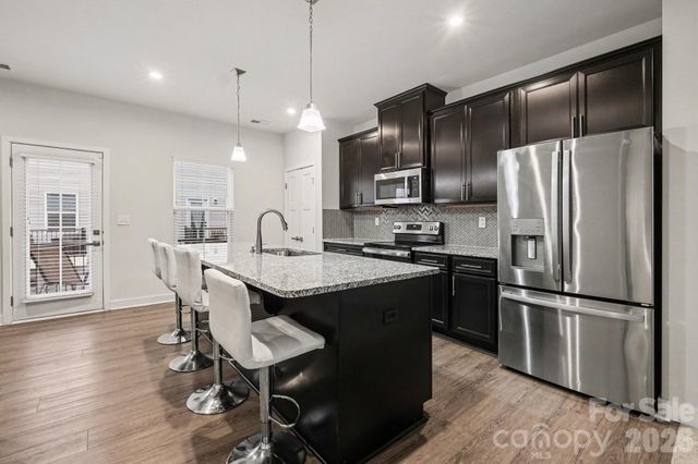 1305 Newell Towns Lane, Charlotte, NC 28262