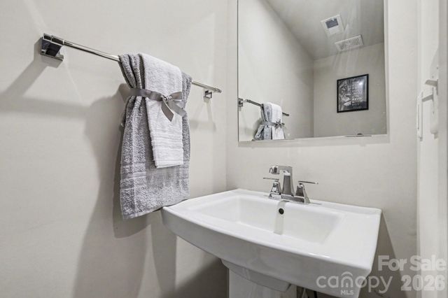 1305 Newell Towns Lane, Charlotte, NC 28262