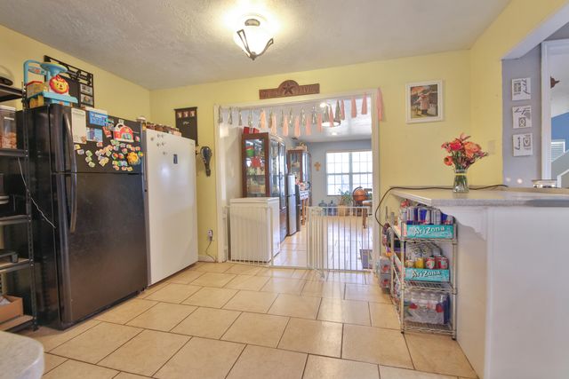 6903 Gary Avenue, Lubbock, TX 79413