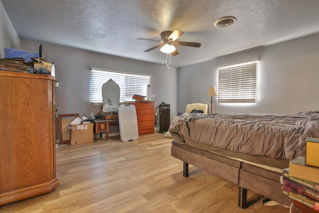 6903 Gary Avenue, Lubbock, TX 79413