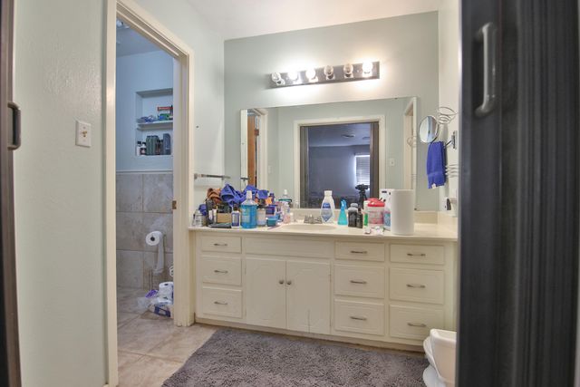 6903 Gary Avenue, Lubbock, TX 79413