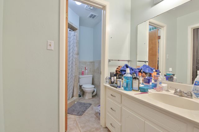 6903 Gary Avenue, Lubbock, TX 79413