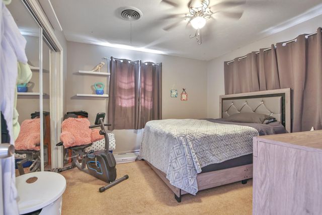 6903 Gary Avenue, Lubbock, TX 79413