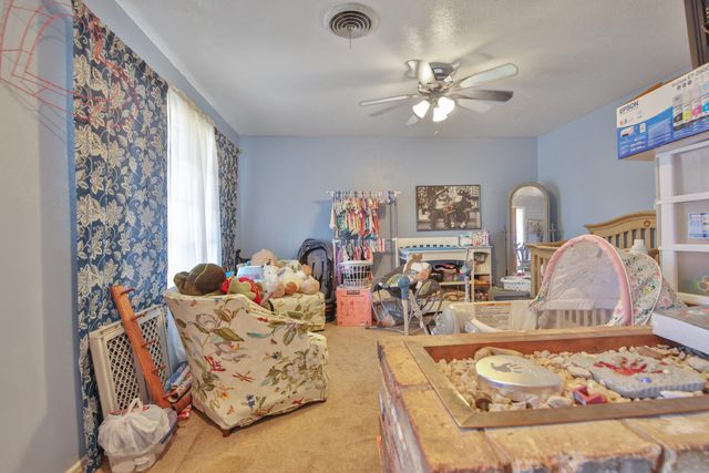 6903 Gary Avenue, Lubbock, TX 79413