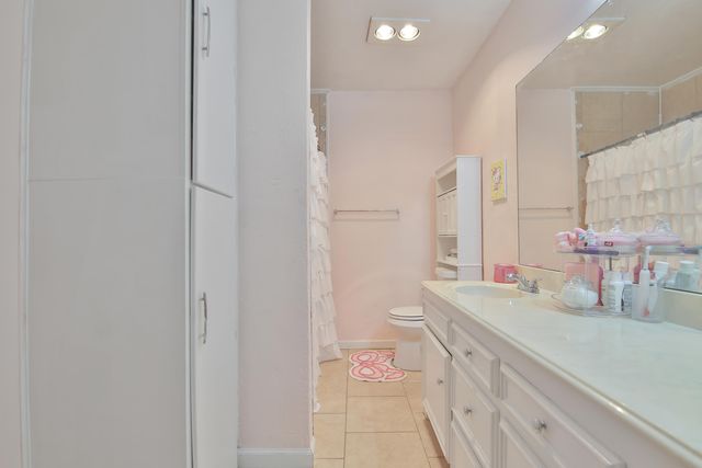 6903 Gary Avenue, Lubbock, TX 79413