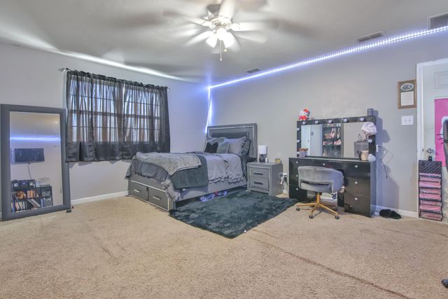 6903 Gary Avenue, Lubbock, TX 79413