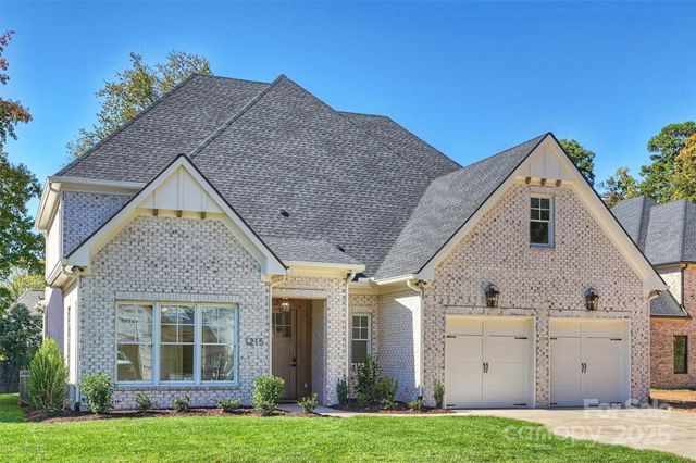 1215 Royal Prince Court, Charlotte, NC 28211