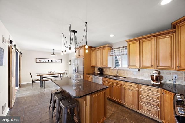 301 ORINDA DR, Wilmington, DE 19804