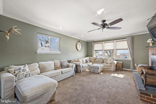 301 ORINDA DR, Wilmington, DE 19804