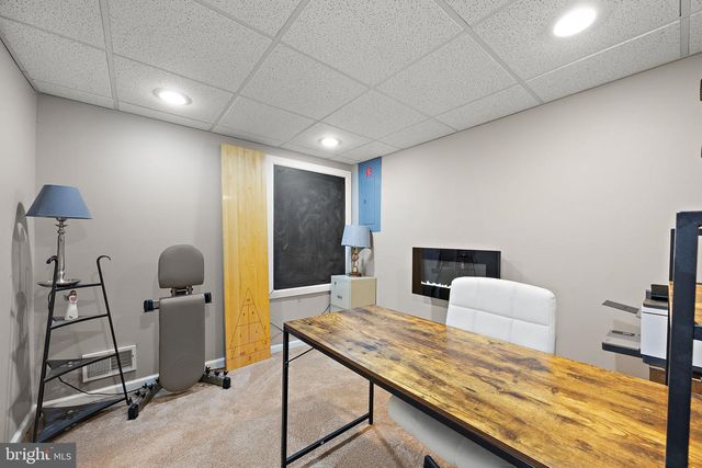 301 ORINDA DR, Wilmington, DE 19804