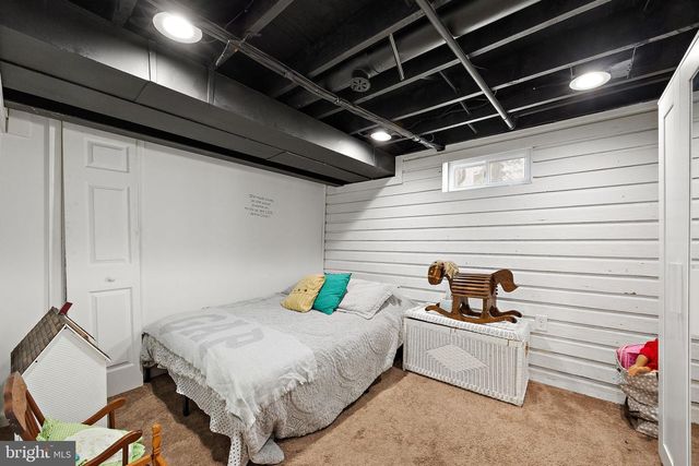 301 ORINDA DR, Wilmington, DE 19804