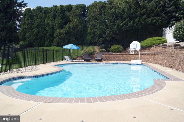 301 ORINDA DR, Wilmington, DE 19804