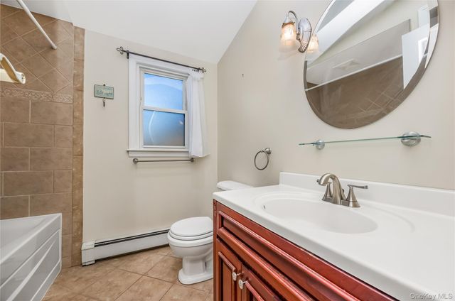 159 Washington Street, Farmingdale, NY 11735