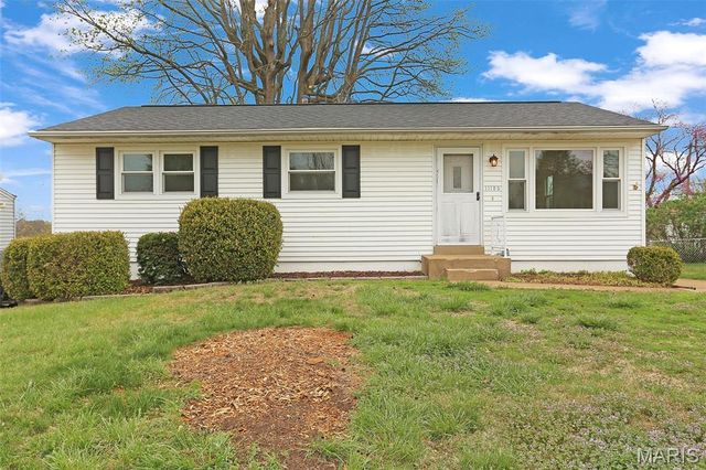 11125 Pine Forest Drive, St Louis, MO 63126