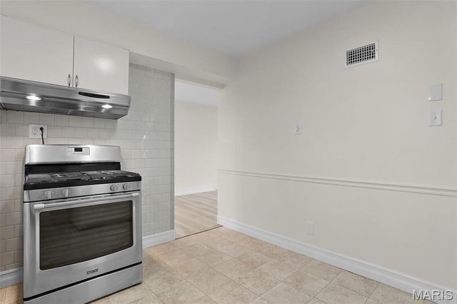 11125 Pine Forest Drive, St Louis, MO 63126