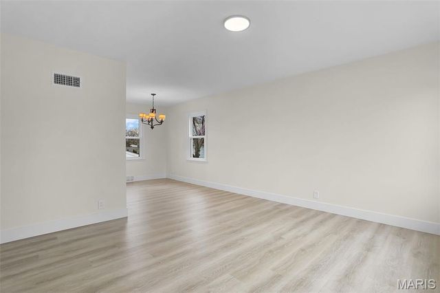 11125 Pine Forest Drive, St Louis, MO 63126