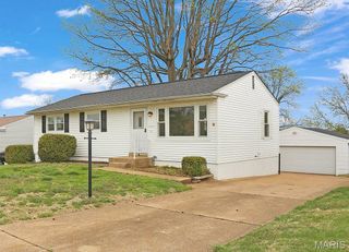 11125 Pine Forest Drive, St Louis, MO 63126