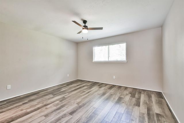 6103 Fallengate Drive, Spring, TX 77373