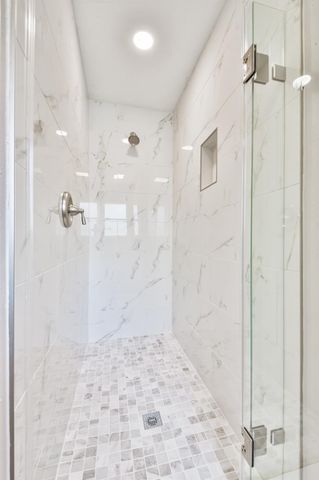 6103 Fallengate Drive, Spring, TX 77373