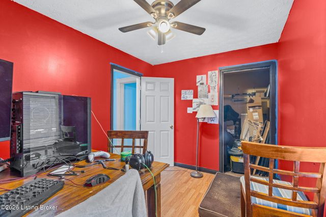 628 Davies Ave, Louisville, KY 40208