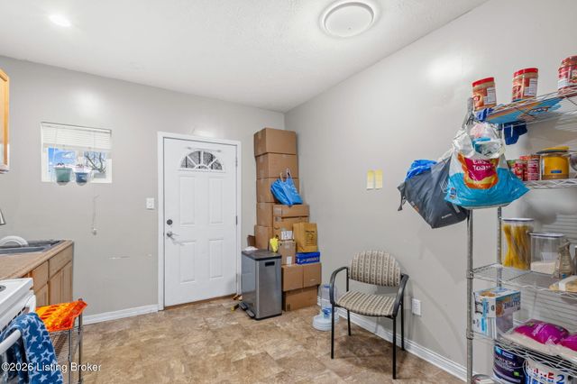 628 Davies Ave, Louisville, KY 40208