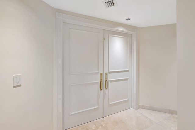 2100 N Ocean Boulevard 16e, Fort Lauderdale, FL 33305