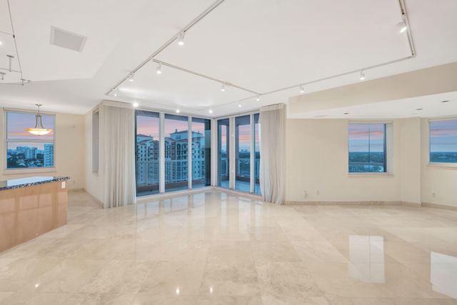 2100 N Ocean Boulevard 16e, Fort Lauderdale, FL 33305