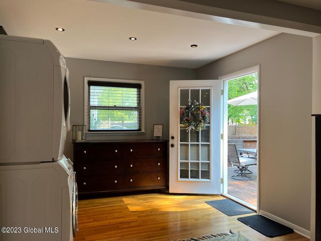 132 Jefferson Street, Saratoga Springs, NY 12866