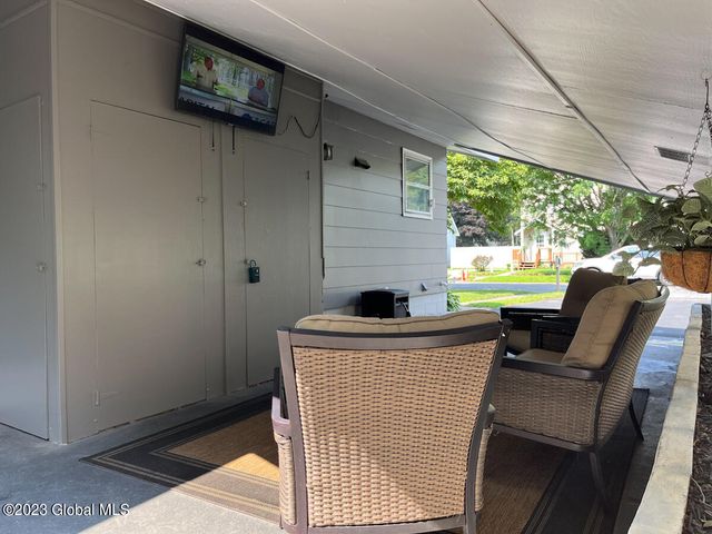 132 Jefferson Street, Saratoga Springs, NY 12866