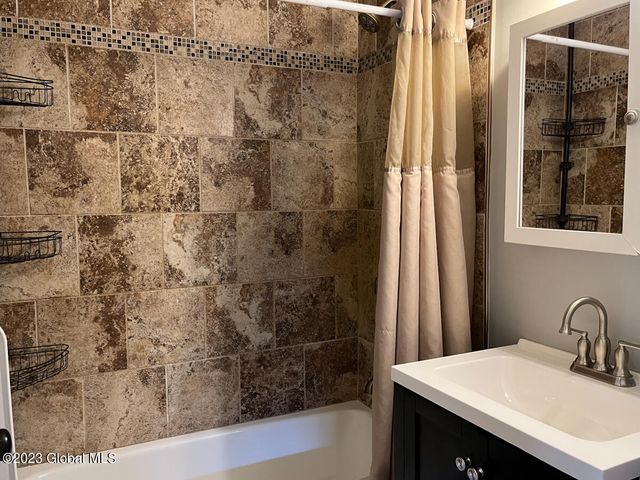 132 Jefferson Street, Saratoga Springs, NY 12866