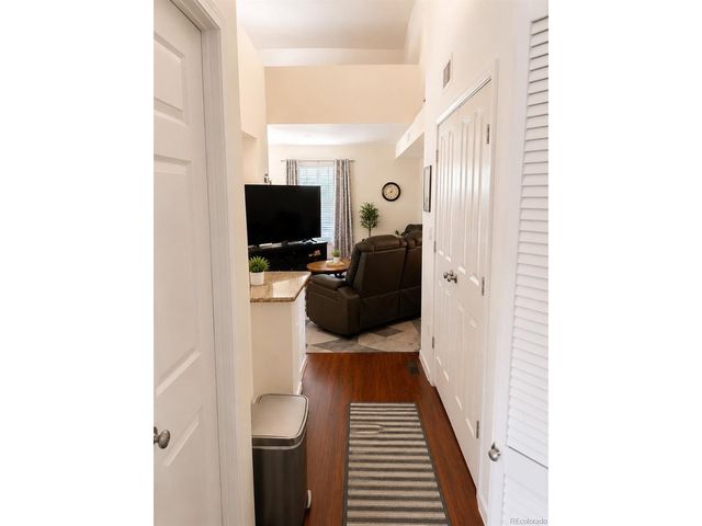18425 E Flora Drive D, Aurora, CO 80013