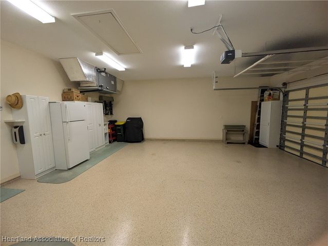 9 Somerset Lane, Lake Placid, FL 33852