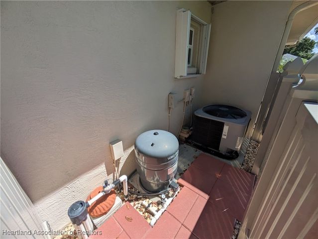 9 Somerset Lane, Lake Placid, FL 33852