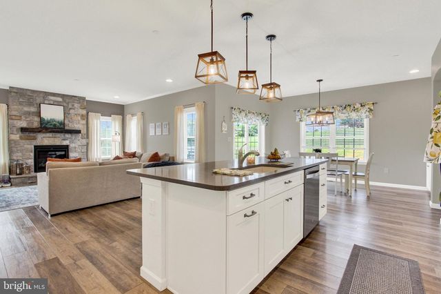 4928 GRAVE RUN RD, Manchester, MD 21102