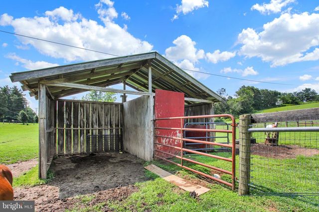 4928 GRAVE RUN RD, Manchester, MD 21102