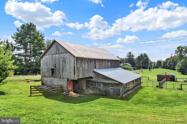 4928 GRAVE RUN RD, Manchester, MD 21102